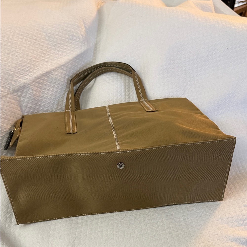 LIKE NEW ✨ MAXX NEW YORK Vintage Nylon Tote - Camel & Black Leather - Picture 5 of 13